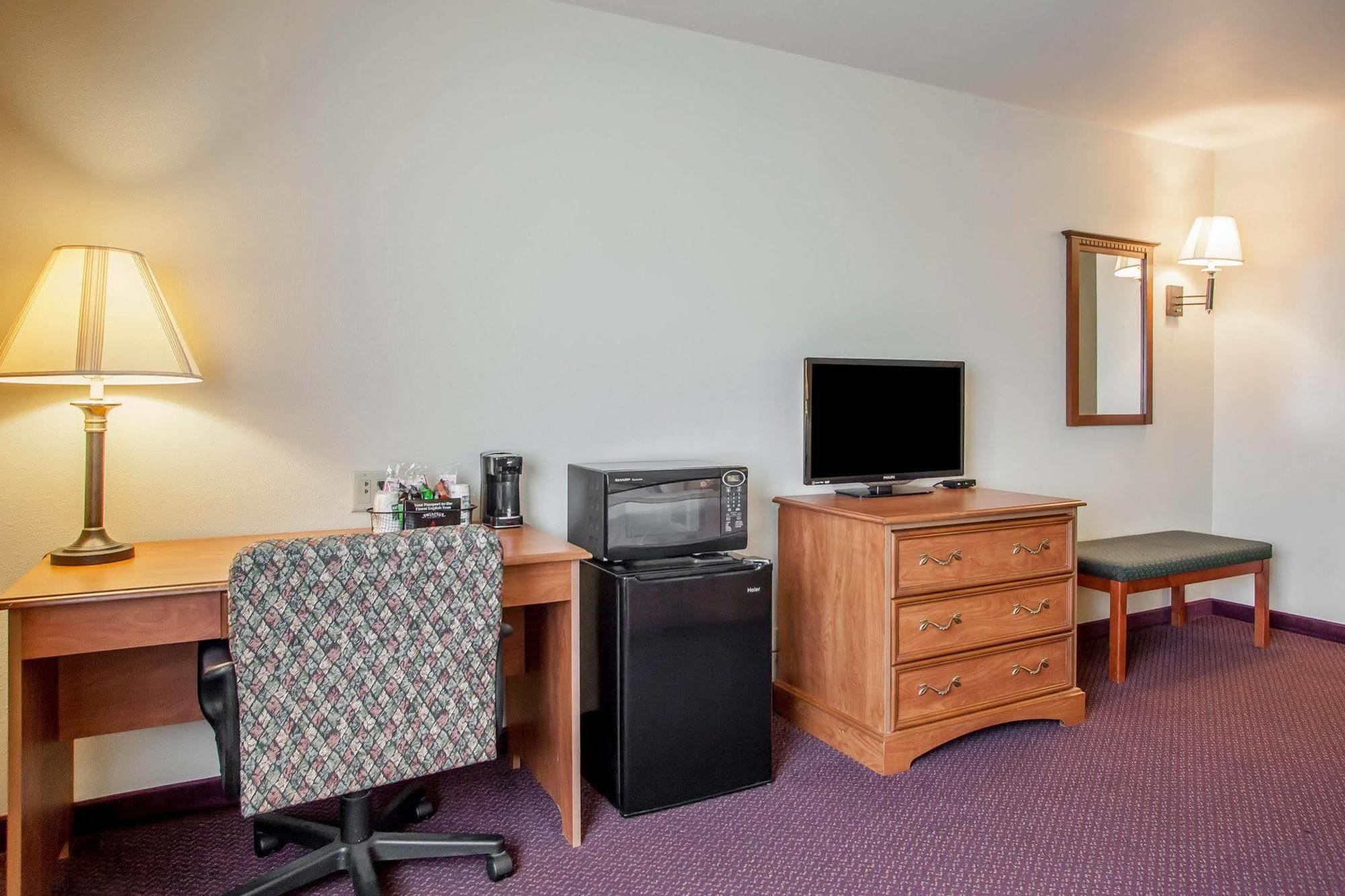 Quality Inn & Suites Hannibal Exterior foto