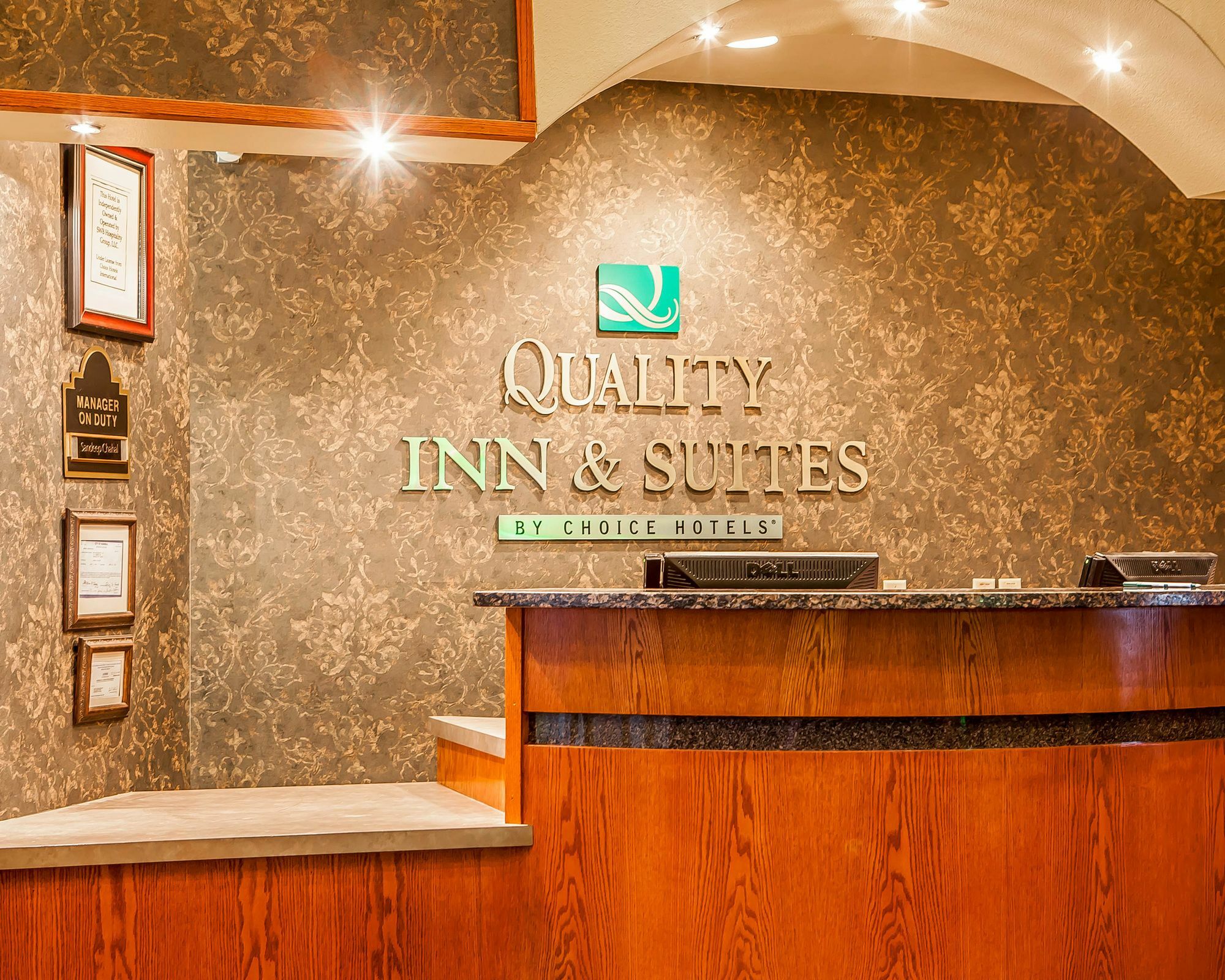 Quality Inn & Suites Hannibal Exterior foto